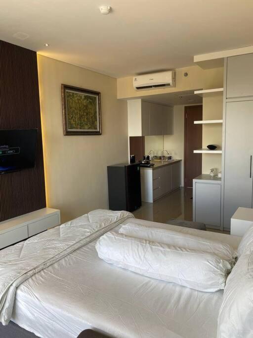 Nagoya Thamrin Apartment High Floor With View Eksteriør billede